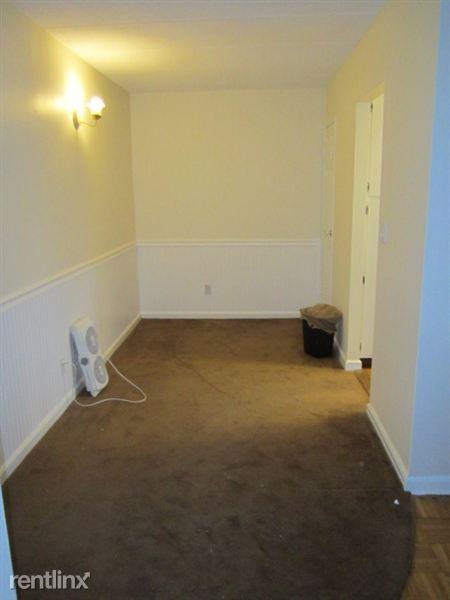 Hyde Park - Photo 2 of 6