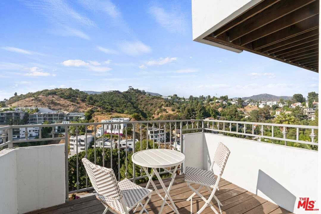 6389 La Punta Drive - Photo 5 of 19