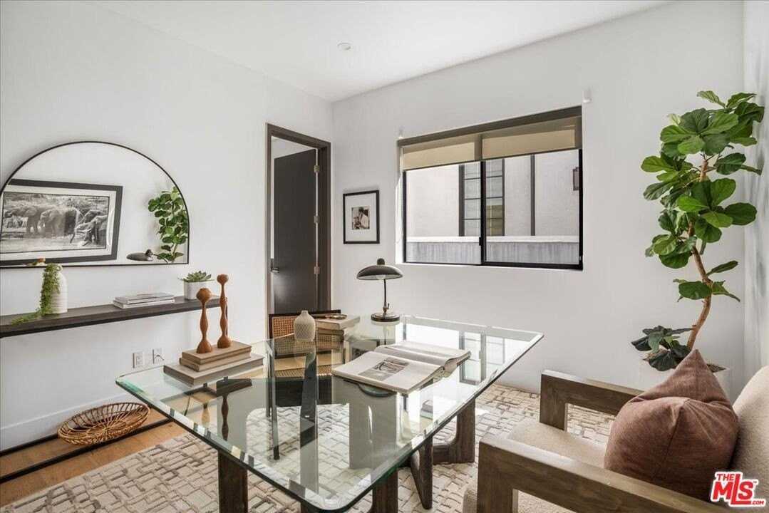 616 North Fuller Avenue - Photo 7 of 50