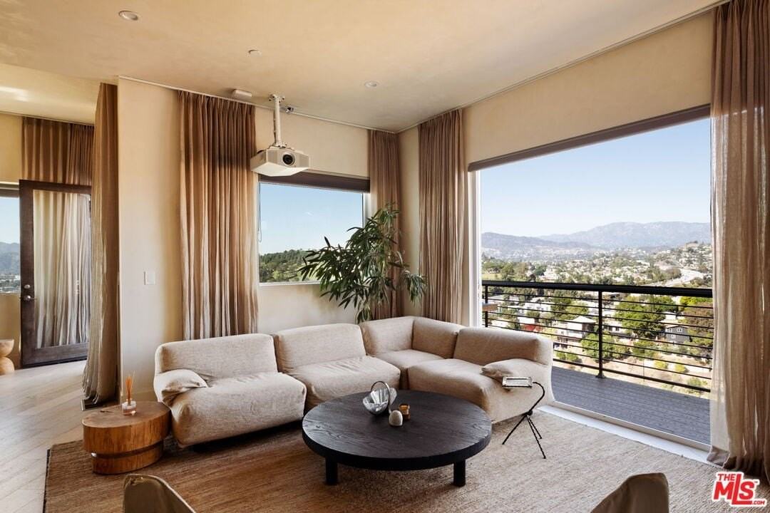 3663 Kinney Street - Photo 7 of 28