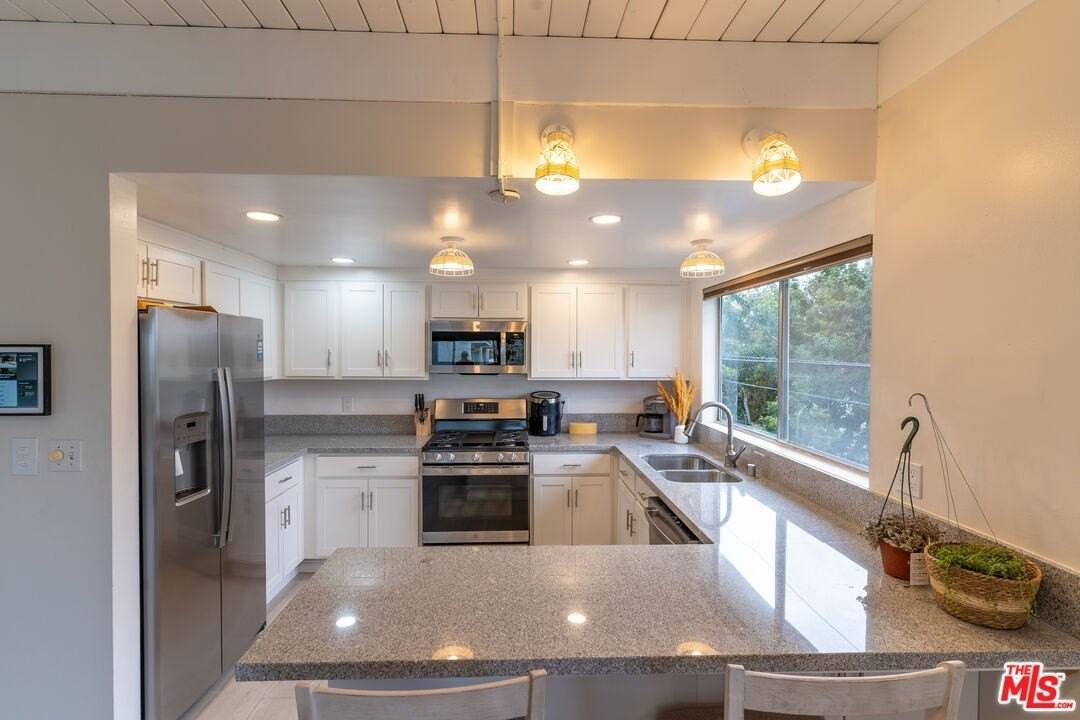 3900 Pacific Avenue #2 - Photo 6 of 22