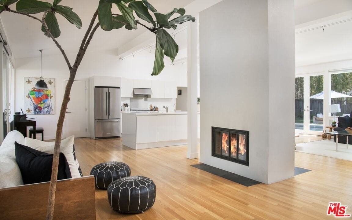 6750 Fernhill Drive - Photo 3 of 20