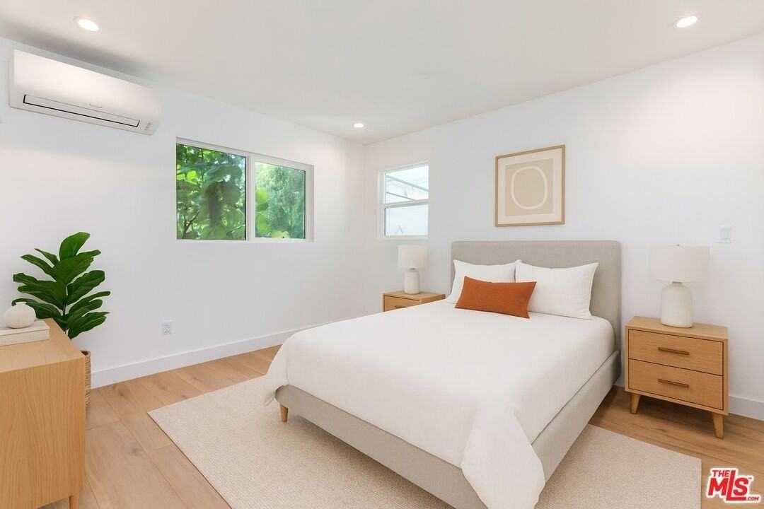 3431 Edgehill Drive - Photo 7 of 17