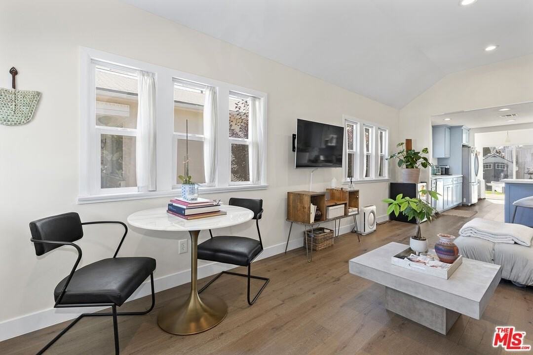 2540 West Blvd - Photo 2 of 15