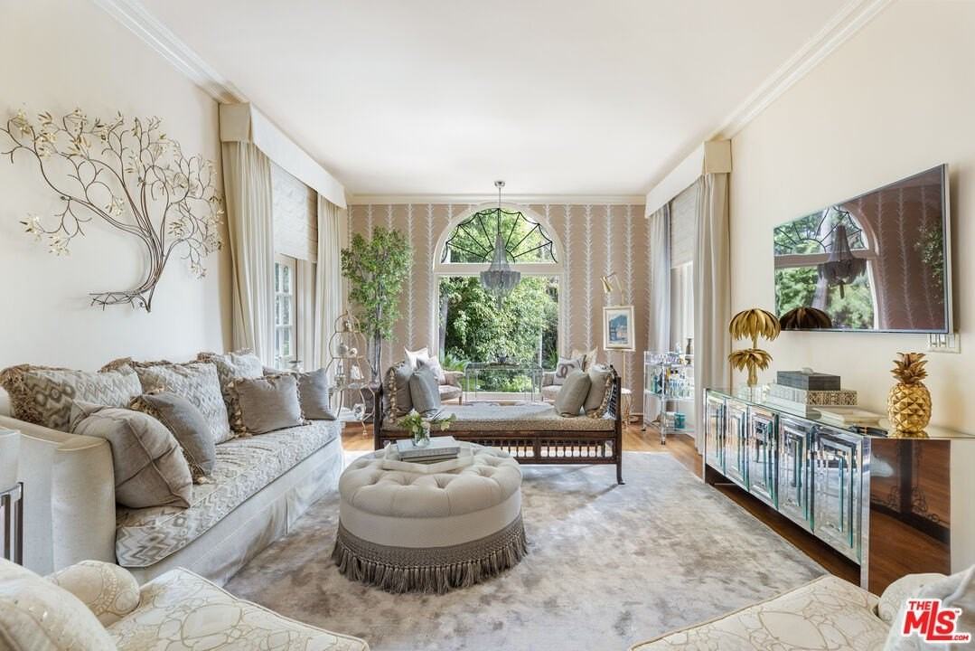 175 West Channel Road - Photo 4 of 50