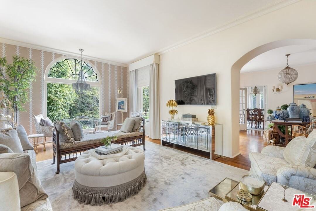 175 West Channel Road - Photo 5 of 50