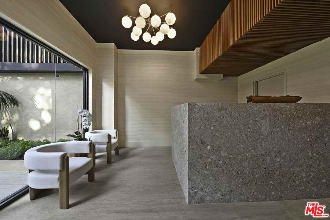 350 North Palm Drive #106 - Photo 3 of 15