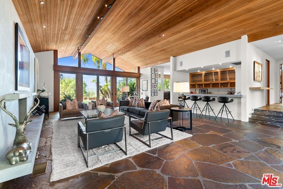 4305 Clear Valley Drive