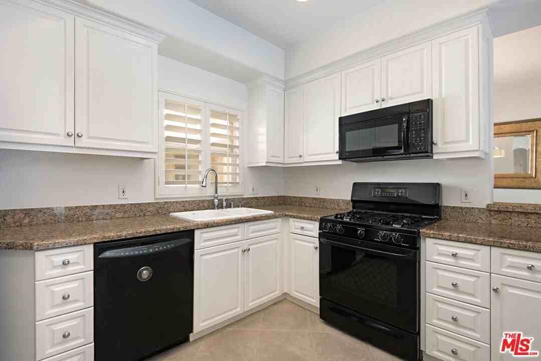 4400 Cartwright Avenue #201 - Photo 6 of 30