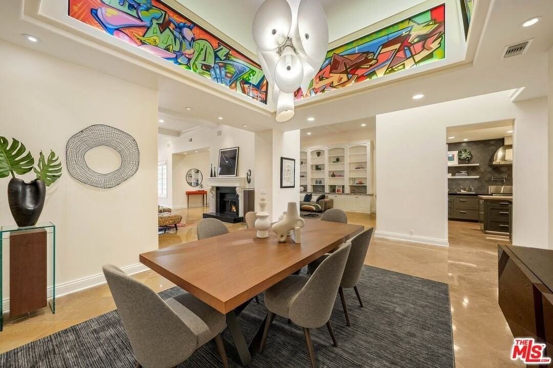 2305 Canyonback Road - Photo 5 of 50