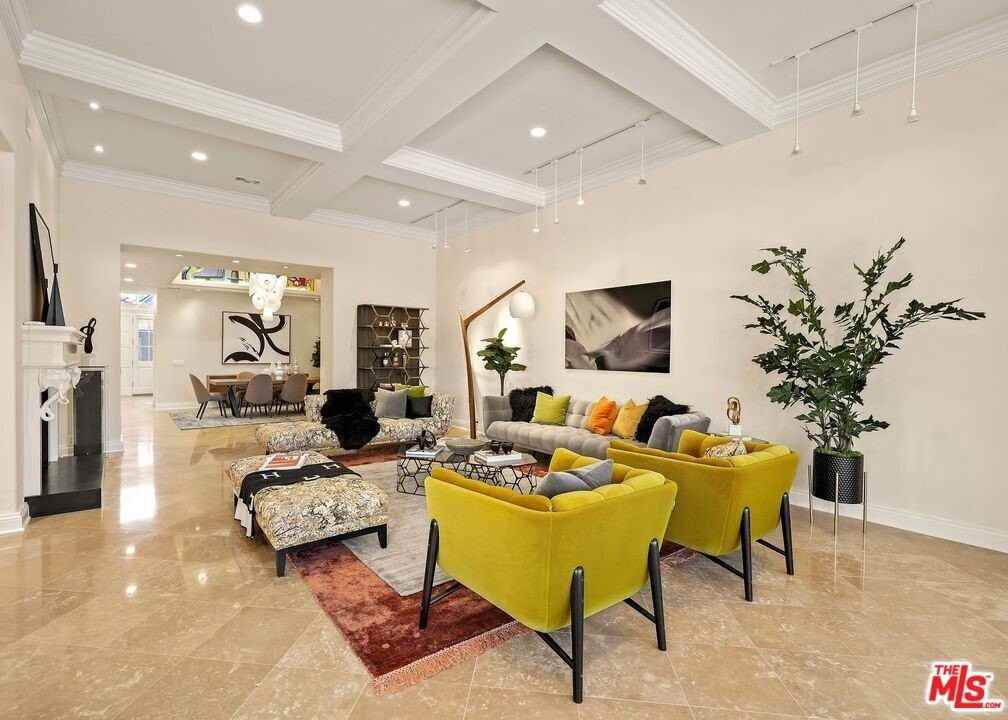 2305 Canyonback Road - Photo 6 of 50