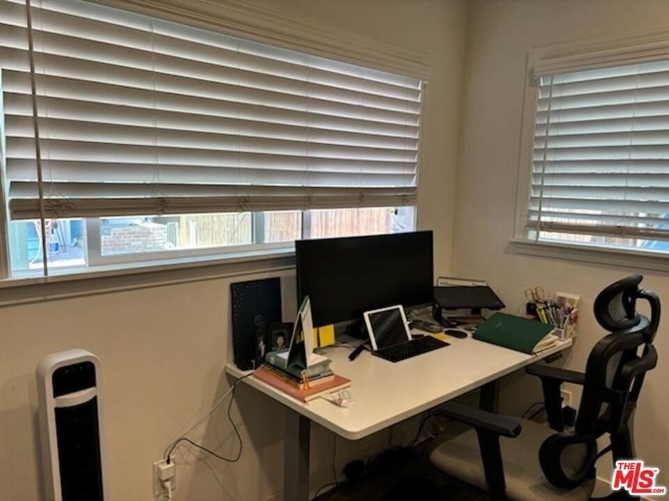 1148 Magnolia Avenue - Photo 5 of 9