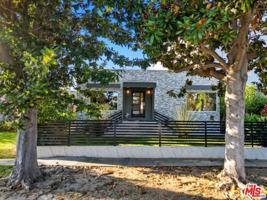 featured image of 10915 Ayres Avenue