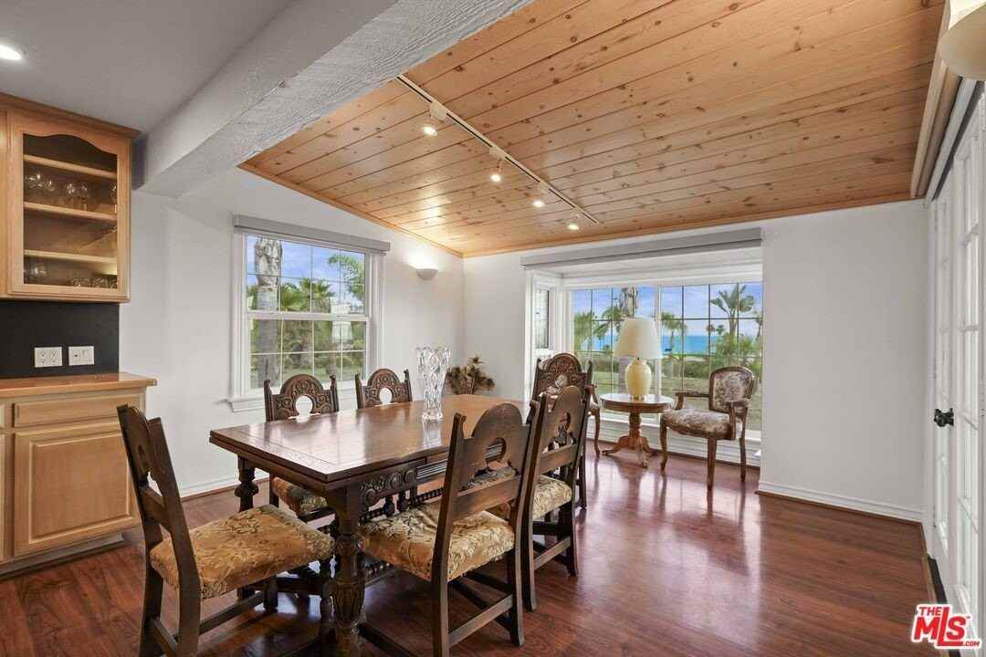 29637 Pacific Coast Hwy - Photo 5 of 31