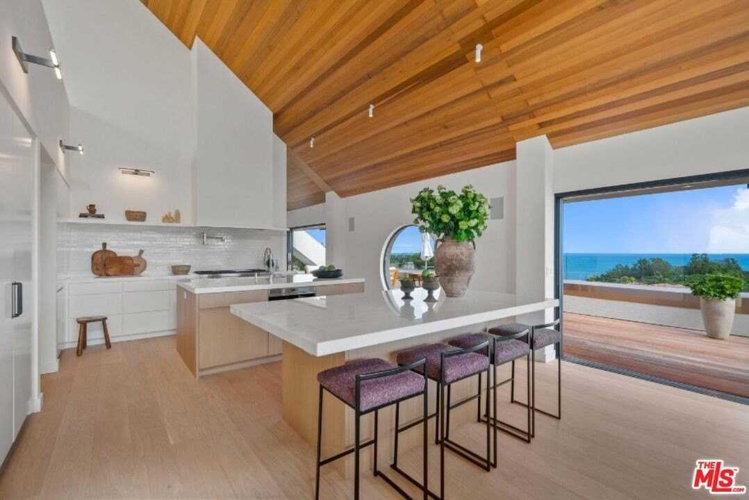 27553 Pacific Coast Highway - Photo 7 of 23