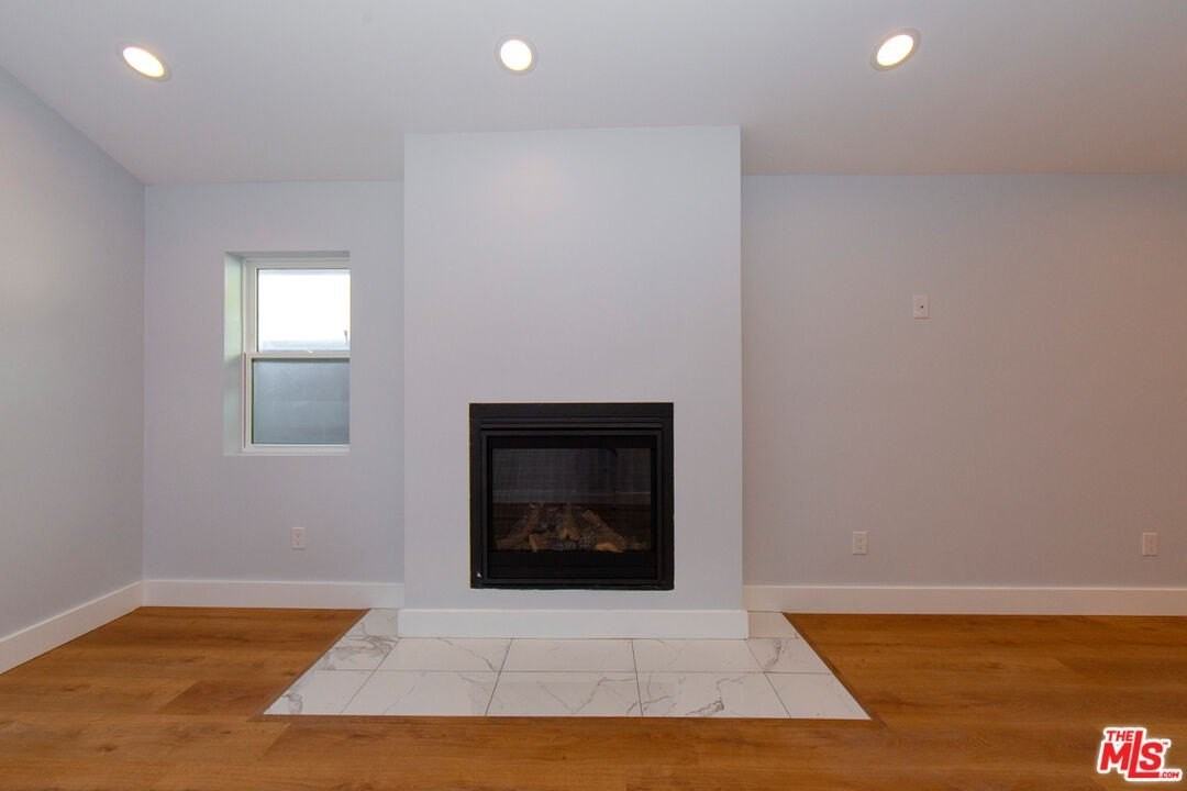 2208 South Harcourt Avenue - Photo 3 of 17