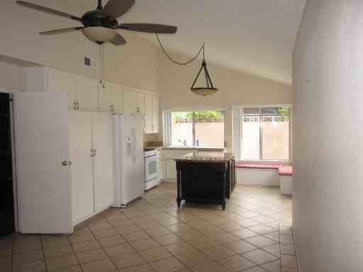 1431 Fathom Dr - Photo 2 of 21