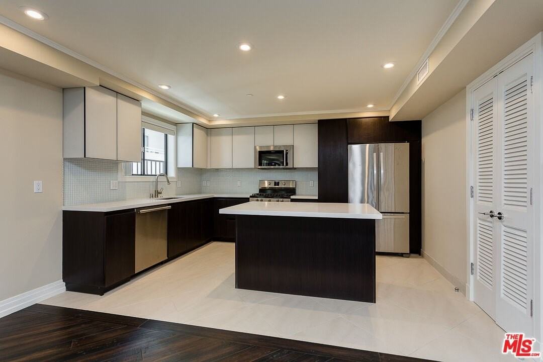 1211 9th Street #200 - Photo 5 of 11