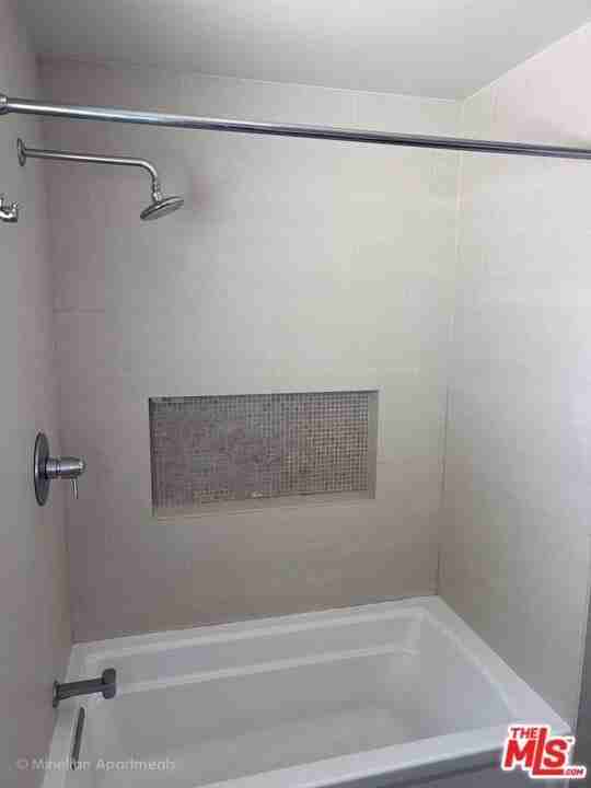 1813 12th St Apt G #G - Photo 7 of 12