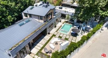 featured image of 1914 Laurel Canyon Boulevard