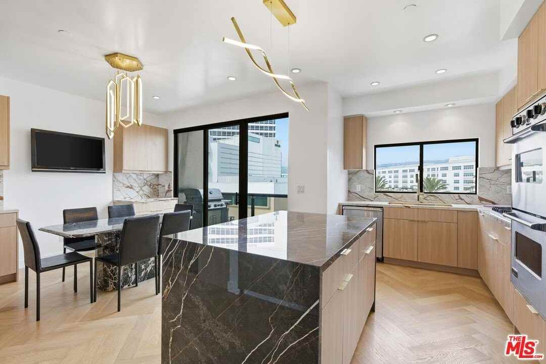 121 South Canon Drive #PH401