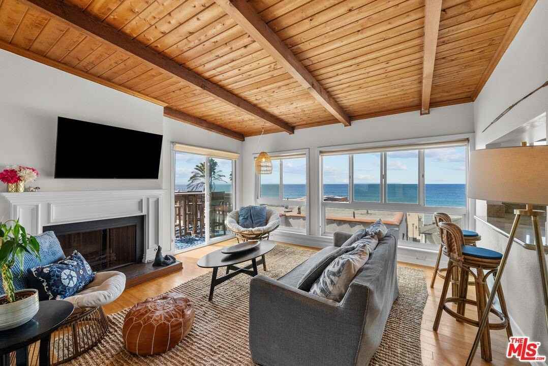 120 7th Street - Photo 2 of 29