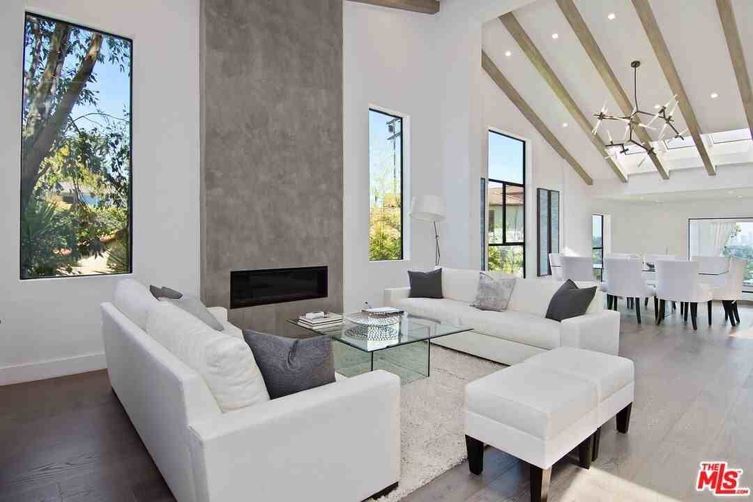 4130 Parva Ave - Photo 6 of 50