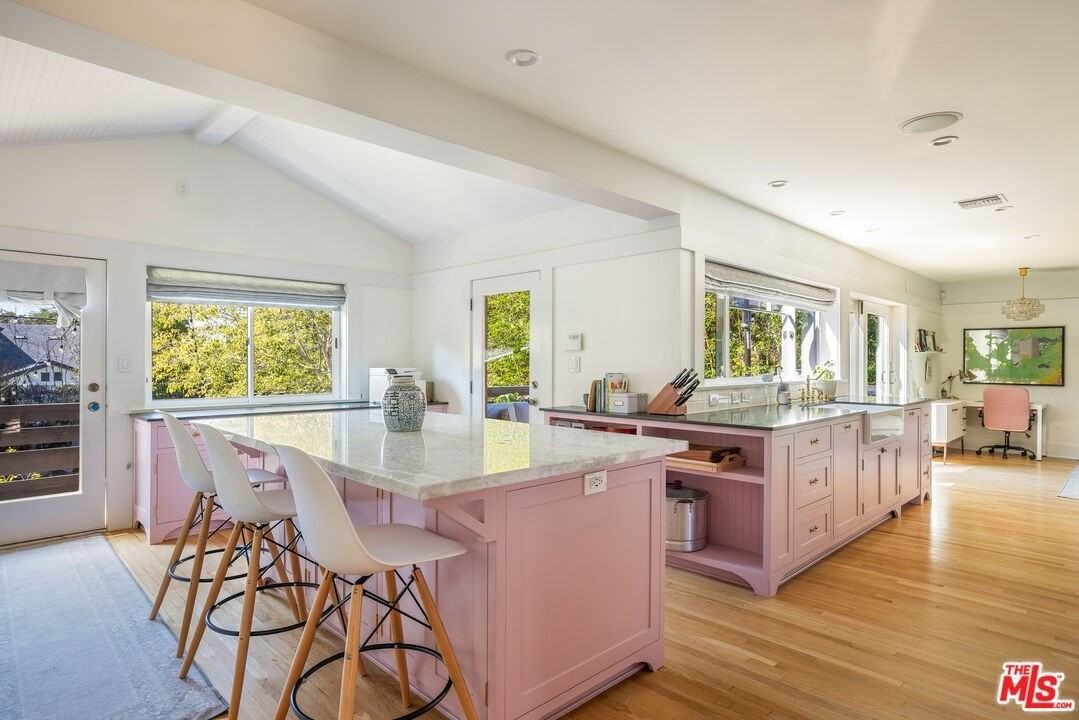 221 South Street Andrews Place - Photo 7 of 21