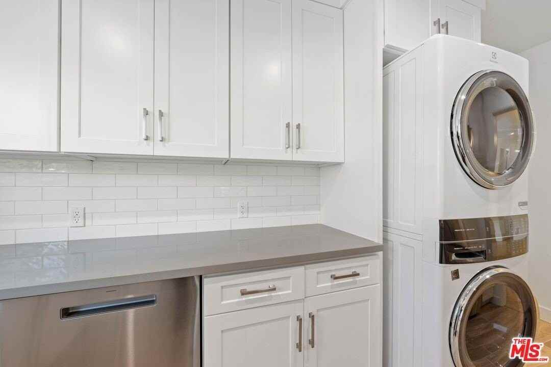 1252 N Crescent Heights Blvd Apt 3 #3 - Photo 3 of 14