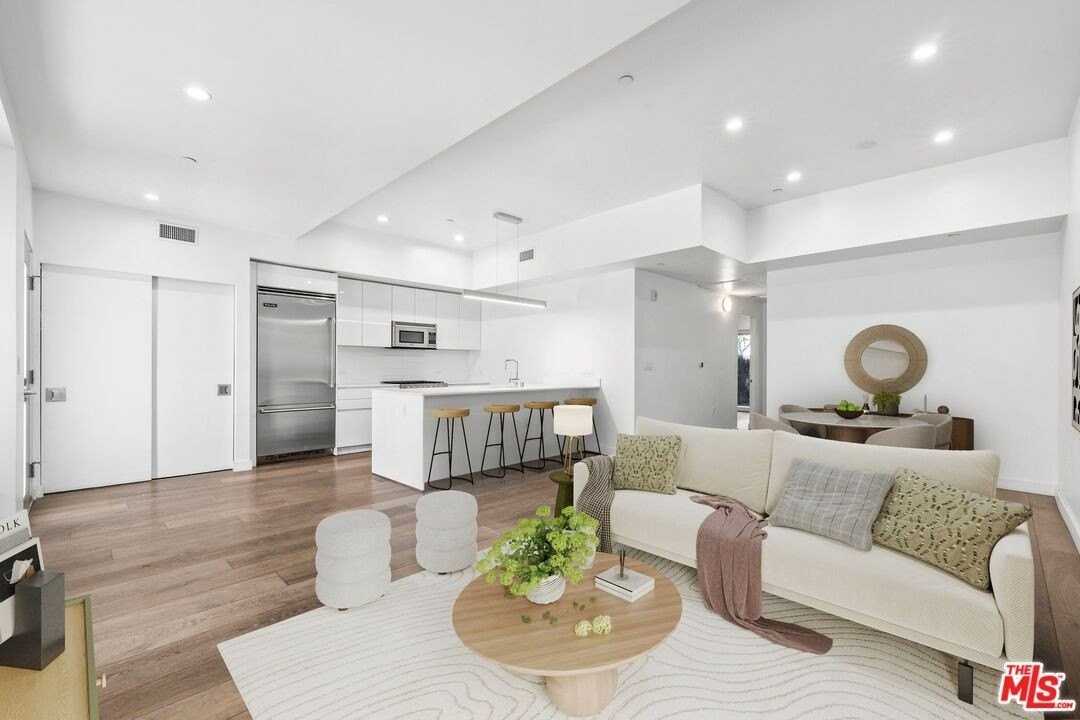 1433 14th Street #1A - Photo 4 of 12