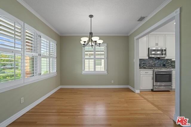 7432 Westlawn Ave - Photo 5 of 27