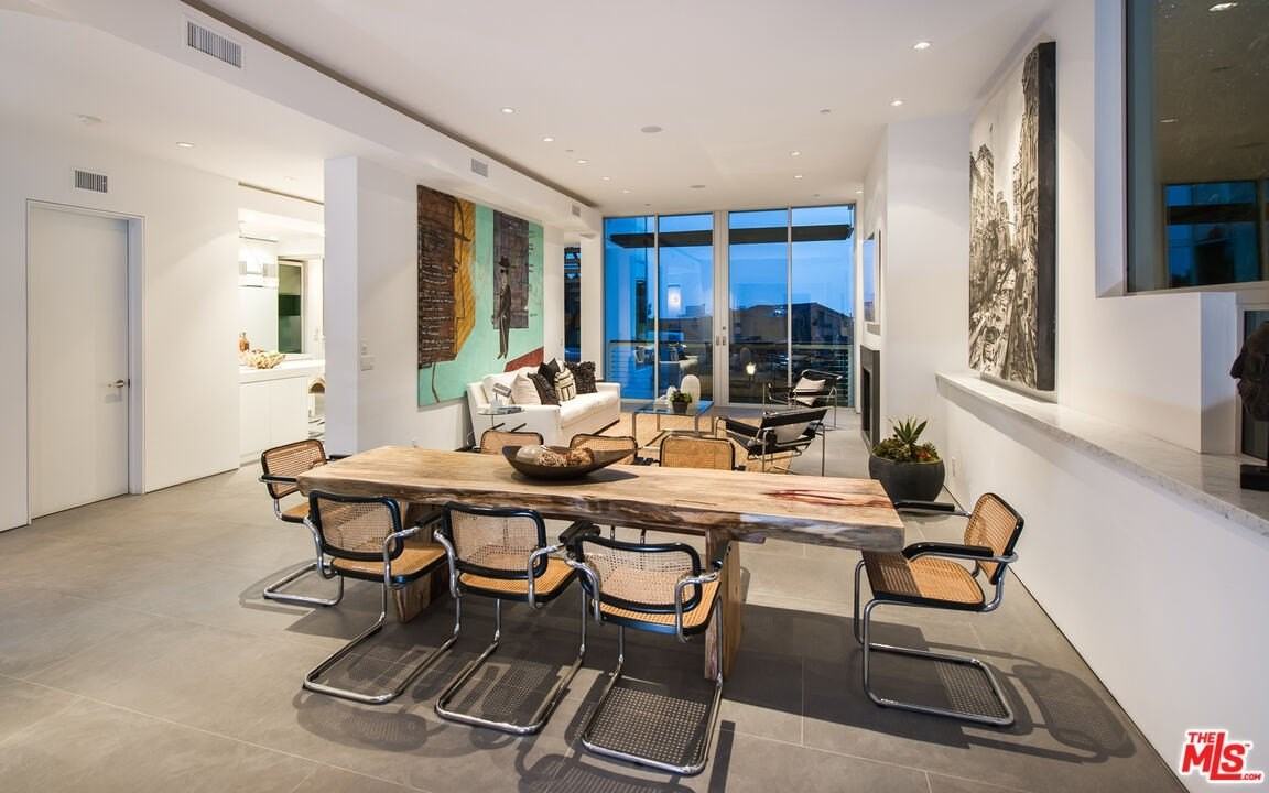 1352 Miller Dr - Photo 3 of 46