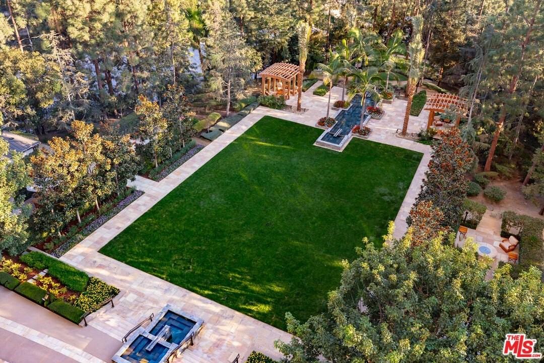 1 Century Drive #8D - Photo 4 of 12