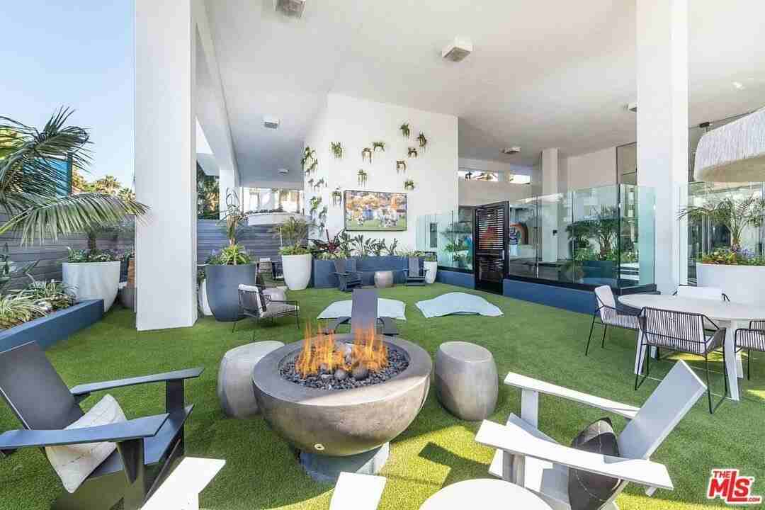 25 South 15th Place #101 - Photo 3 of 23