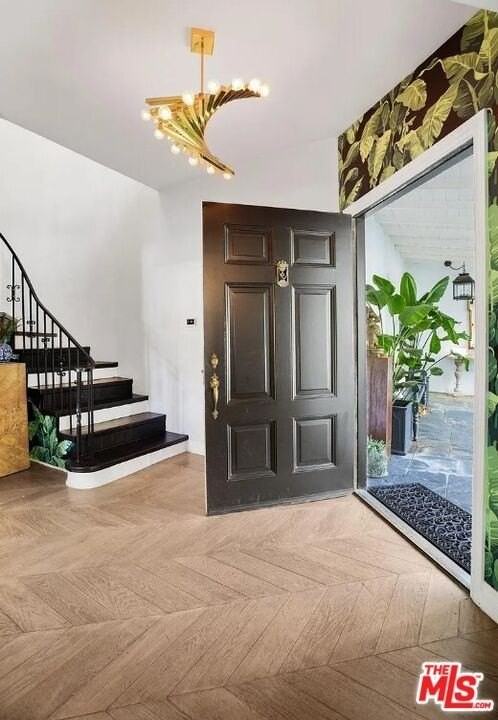 1514 Sunset Plaza Dr - Photo 6 of 44