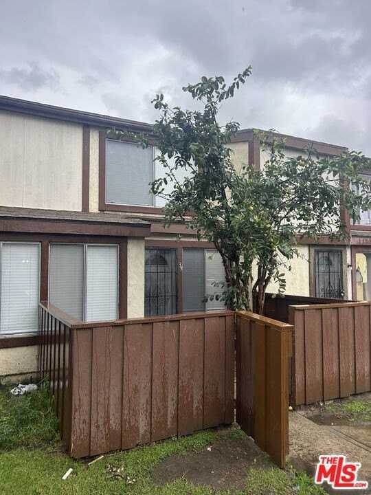 14501 Tupper Street #39 - Photo 3 of 31