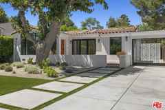 11151 Hortense St - Photo 1 of 1