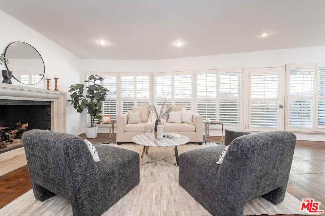 2559 Hutton Drive - Photo 2 of 30