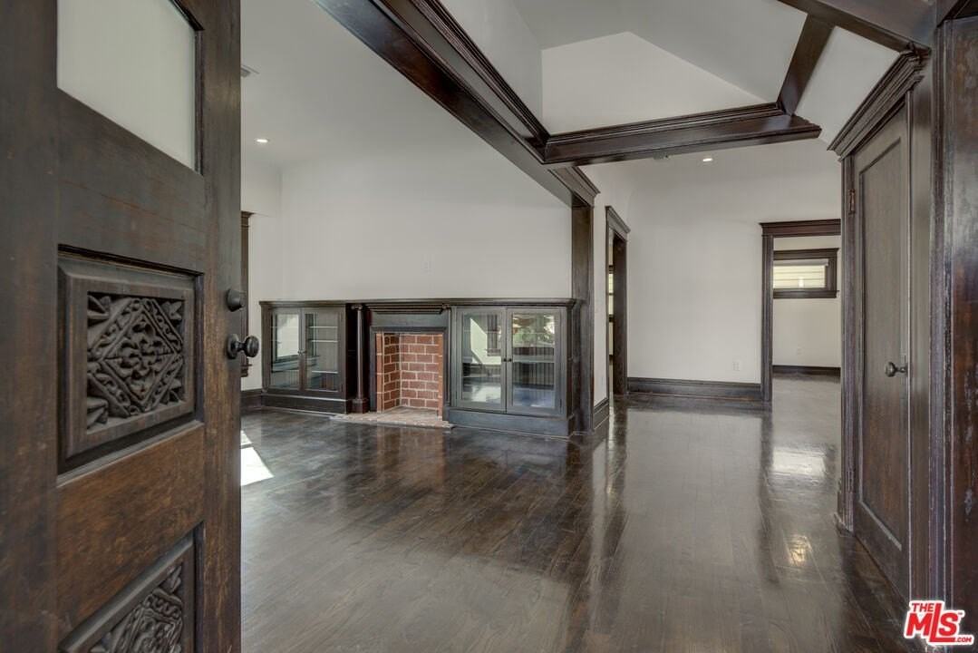 140 Roselawn Place - Photo 5 of 43