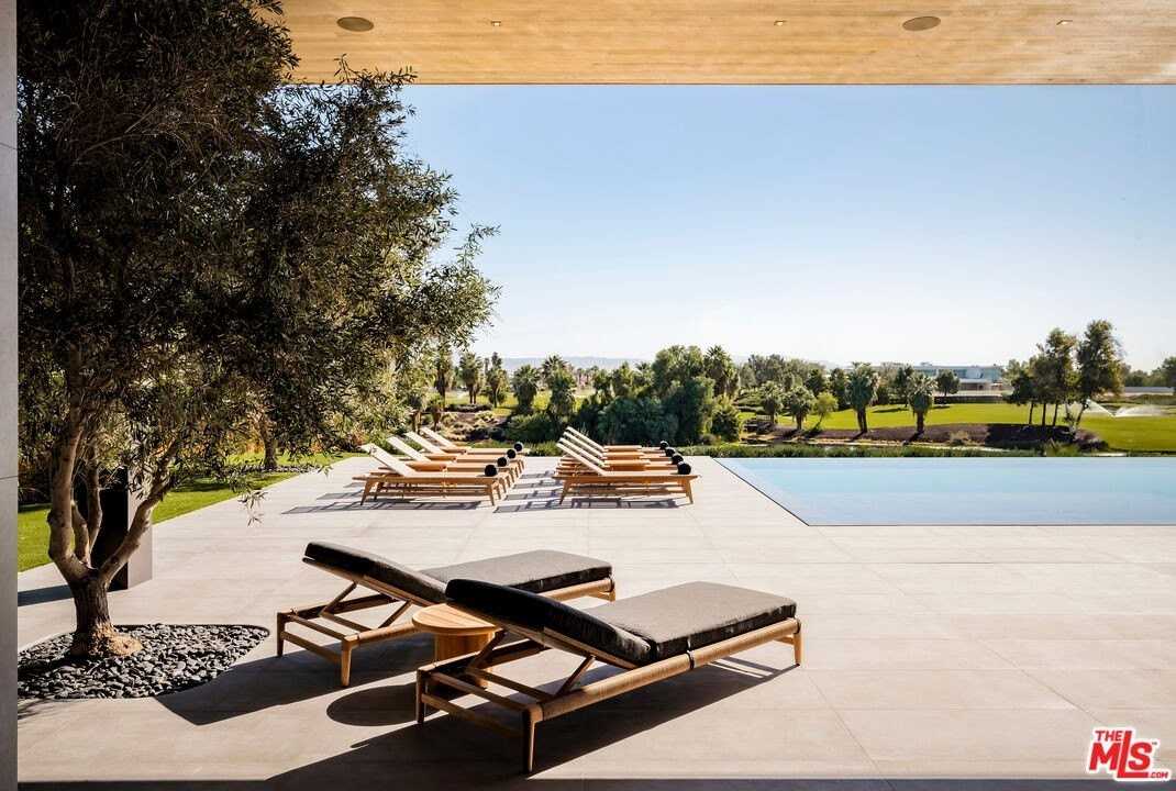 53556 Rose Avenue - Photo 7 of 8