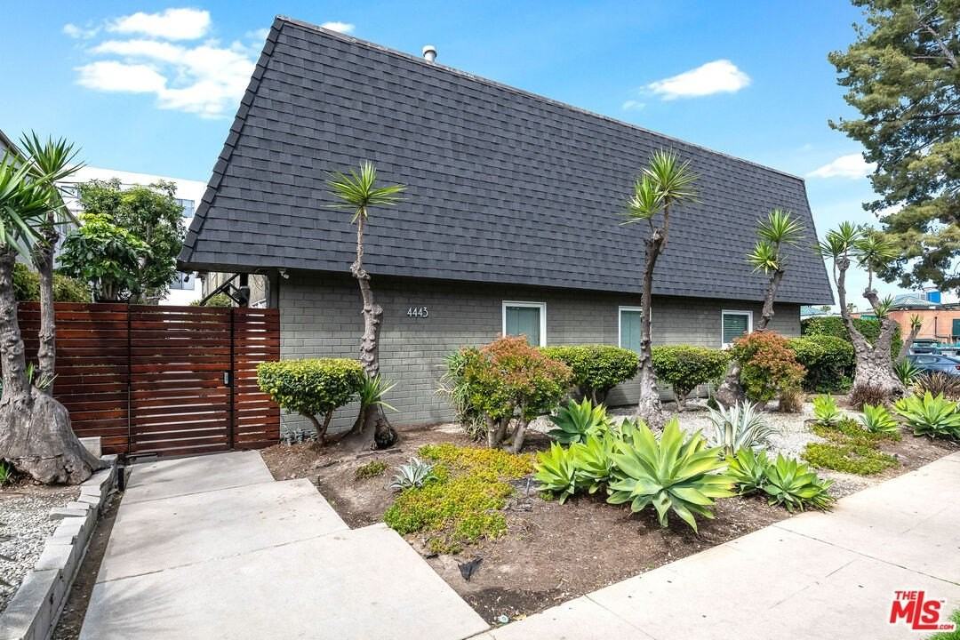 4443 Saugus Avenue #3 - Photo 2 of 35