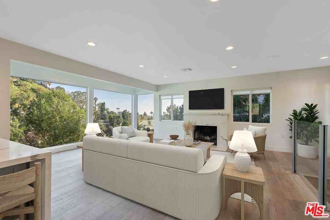 2370 San Marco Drive - Photo 3 of 25