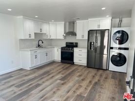 7718 N Glenoaks Blvd - Photo 1 of 1