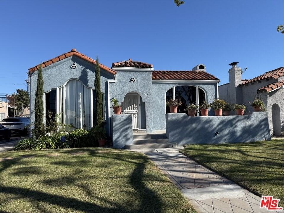 9428 South Harvard Boulevard