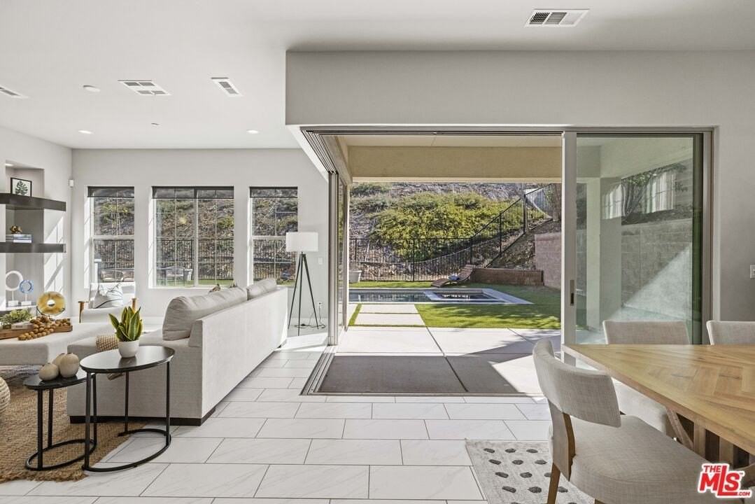 24220 Sterling Ranch Road - Photo 4 of 39