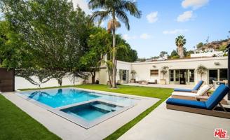 featured image of 9155 Warbler Place