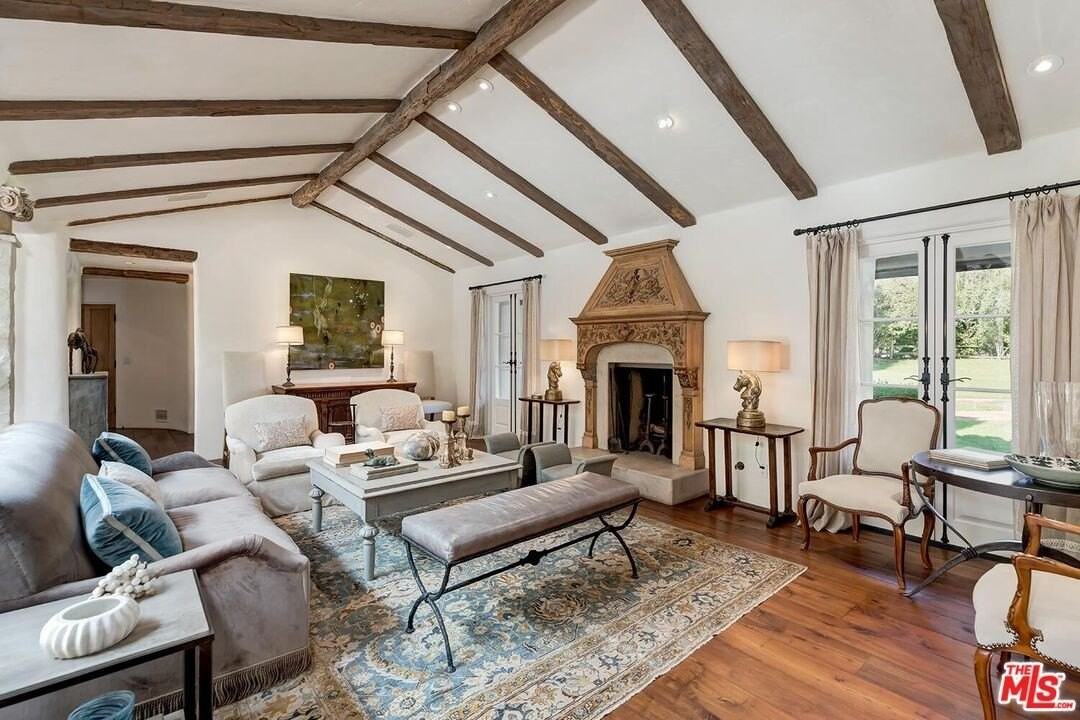 1525 Old Oak Rd - Photo 6 of 33