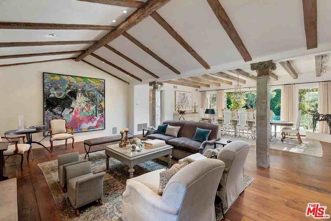 1525 Old Oak Rd - Photo 7 of 33