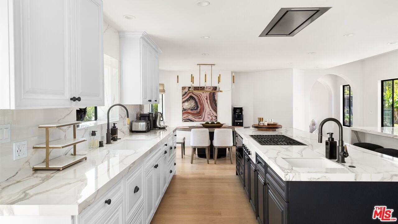 28820 Grayfox Street - Photo 7 of 42