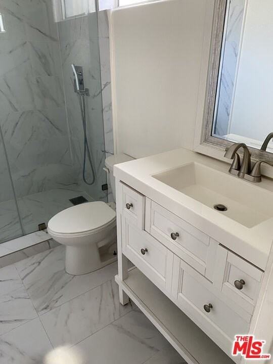 451 S La Peer Dr Unit 2 #2 - Photo 5 of 7